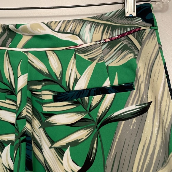 Ann Taylor Floral Spring Trousers - Picture 5 of 7